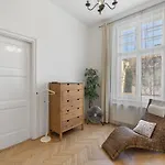 Apartmán Old Town Home-3 By Interhome *
