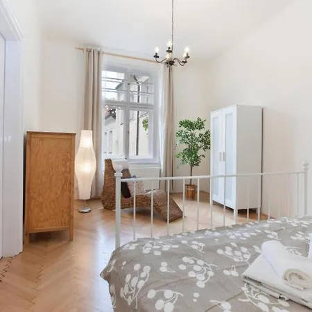 Old Town Home-3 By Interhome * Prague
