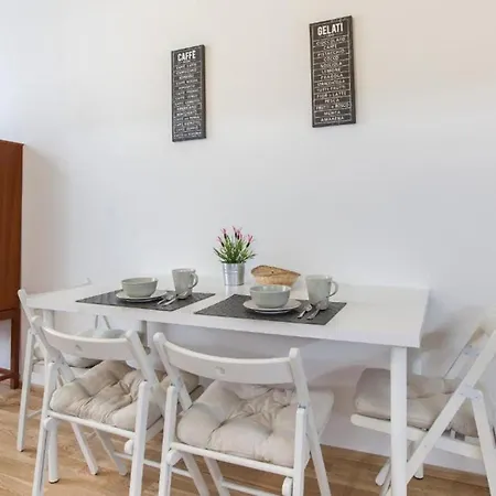 Old Town Home-3 By Interhome * Prague