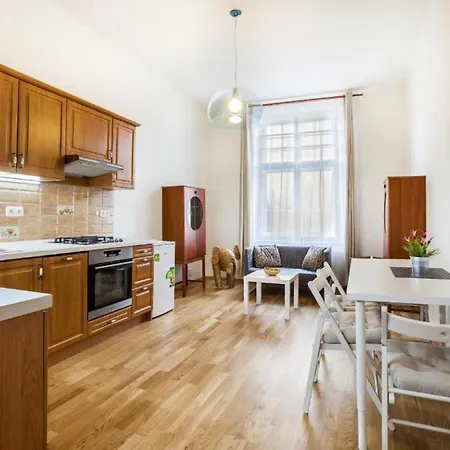 Apartment Old Town Home-3 By Interhome *