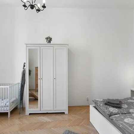 Lejlighed Old Town Home-3 By Interhome Prag